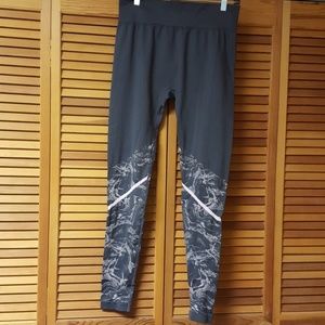 Fabletics Gray Leggings